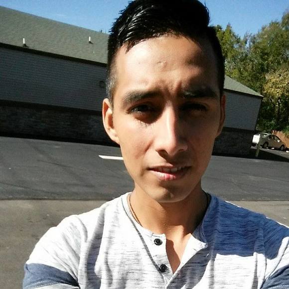 Meet your Posher, Fernando - Picture 1 of 1